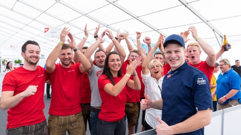 Simon Sailer Sieges-Gratulation bei Bäcker Europameisterschaft 