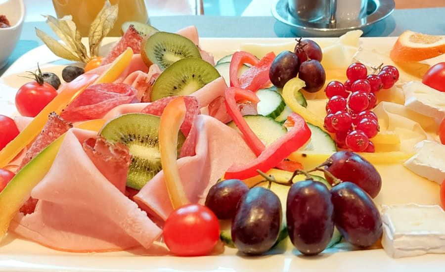 Frühstück bei Bäckerei und Konditorei Sailer