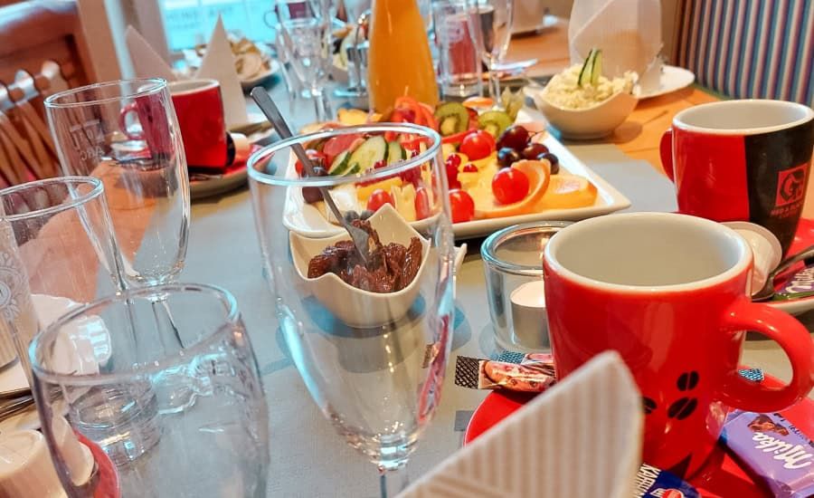 Frühstück bei Bäckerei und Konditorei Sailer